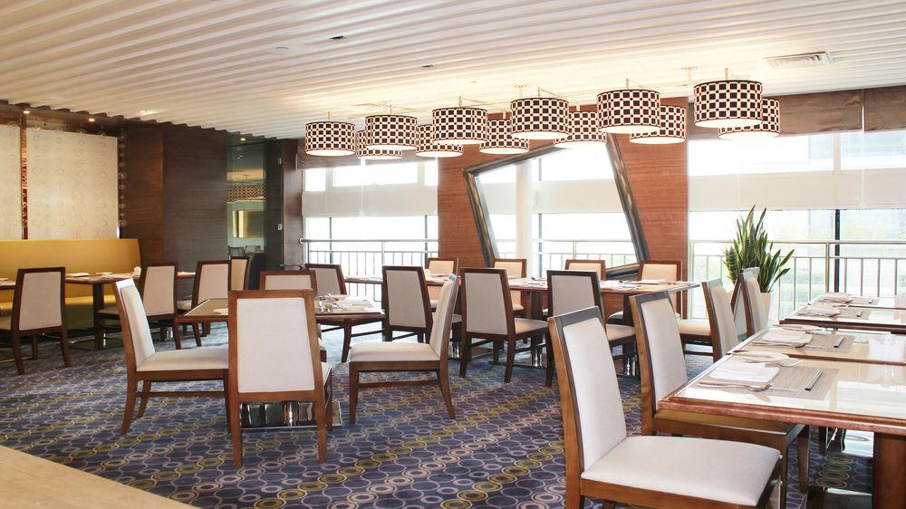 Holiday Inn Shijiazhuang Central By Ihg Esterno foto