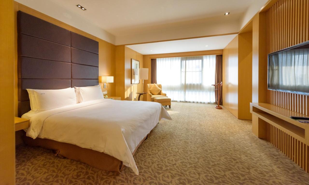 Holiday Inn Shijiazhuang Central By Ihg Esterno foto