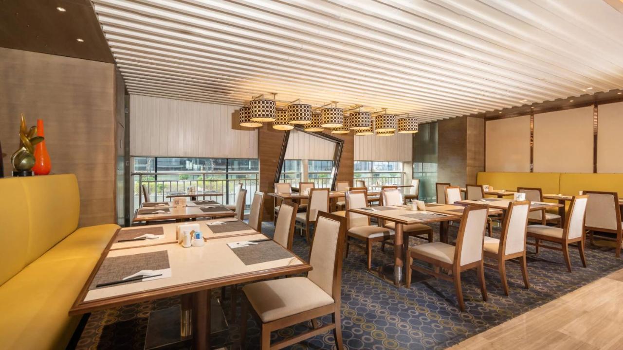 Holiday Inn Shijiazhuang Central By Ihg Esterno foto