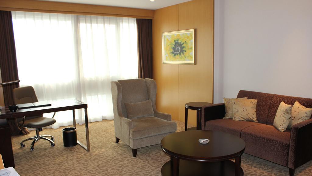Holiday Inn Shijiazhuang Central By Ihg Esterno foto